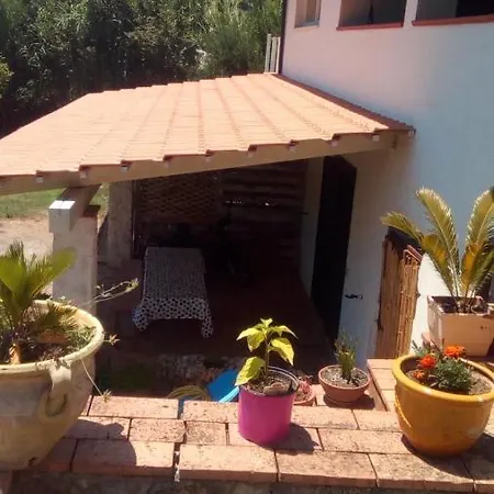 Konukevi L' Agrumeto 3*