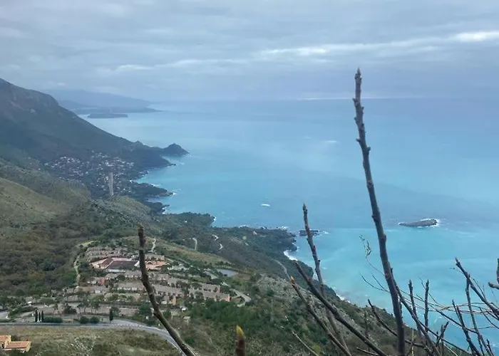 L’ Agrumeto Affittacamere 3*